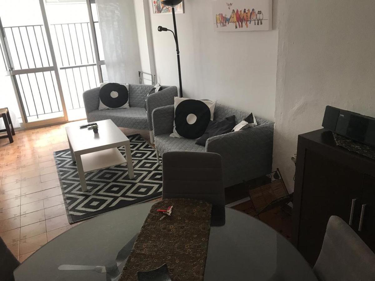 6Pax 3Bedroom Flat At Malaga City Centre Luaran gambar