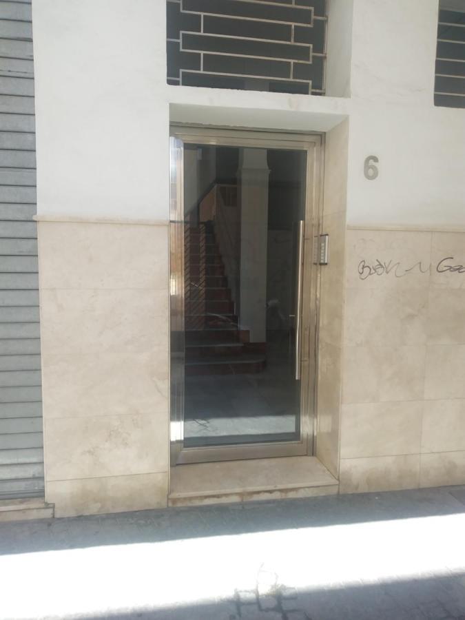 6Pax 3Bedroom Flat At Malaga City Centre Luaran gambar
